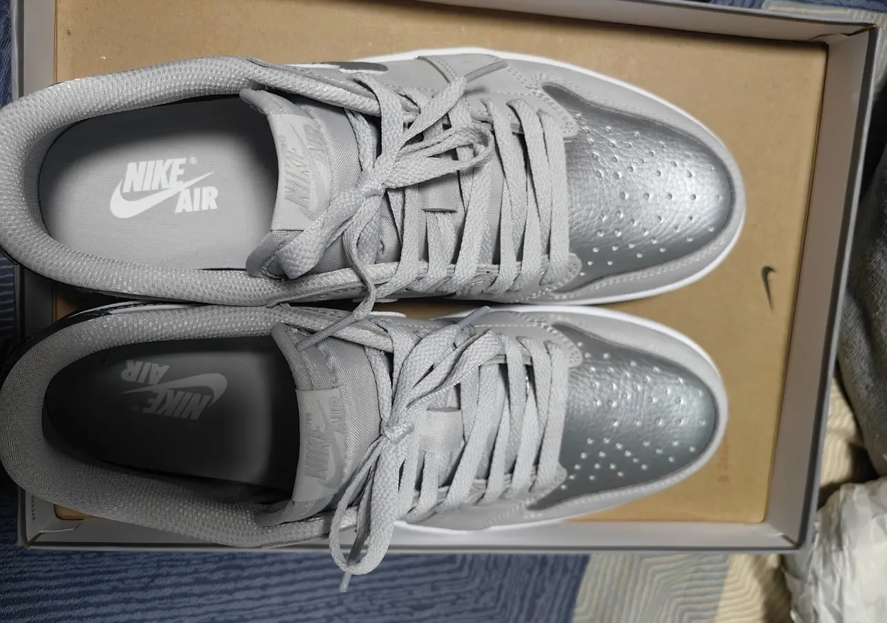 NIKE Air Jordan 1 Low OG Neutral Grey Metallic Silver White - AG