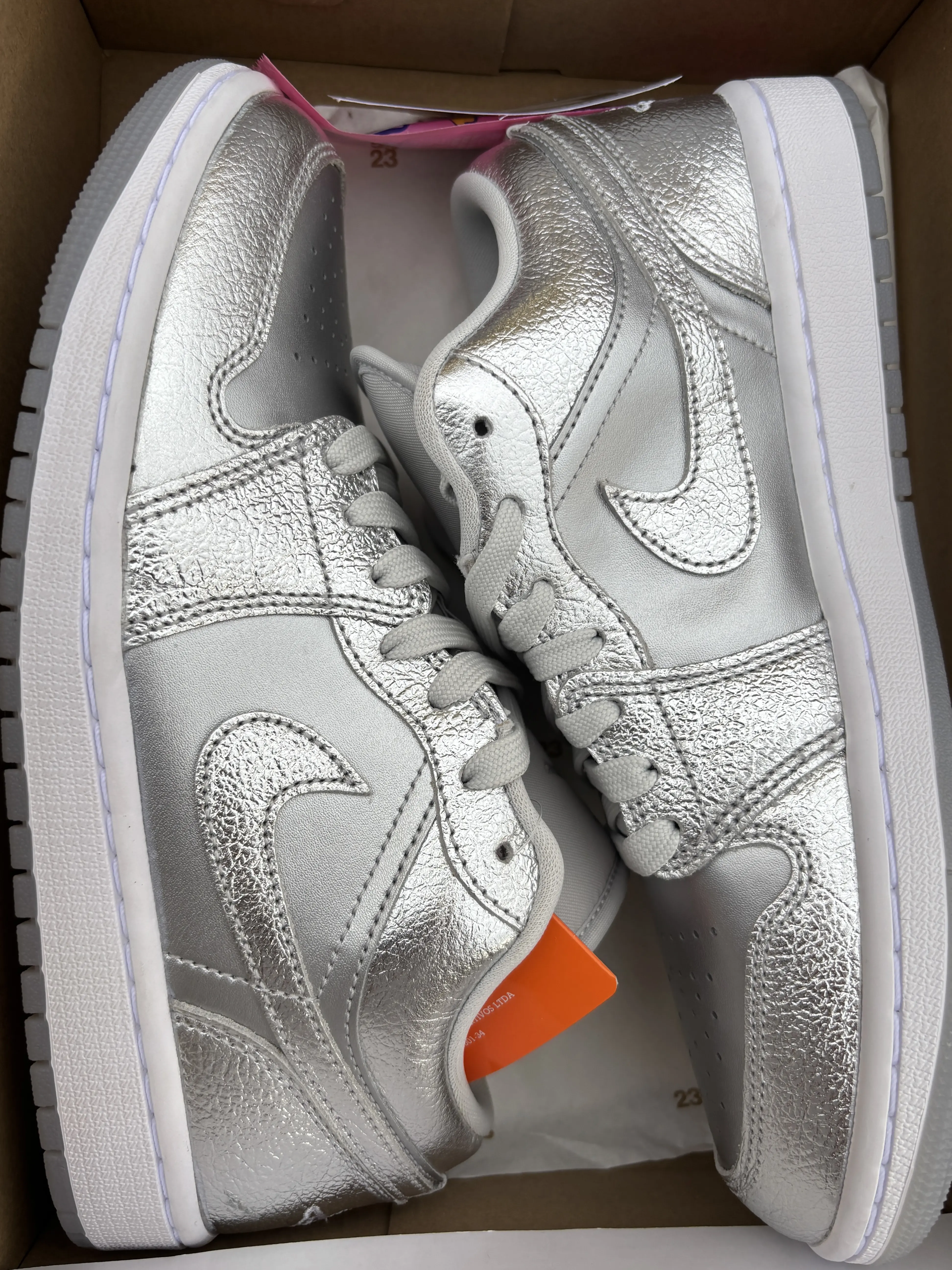NIKE Air Jordan 1 Low SE 